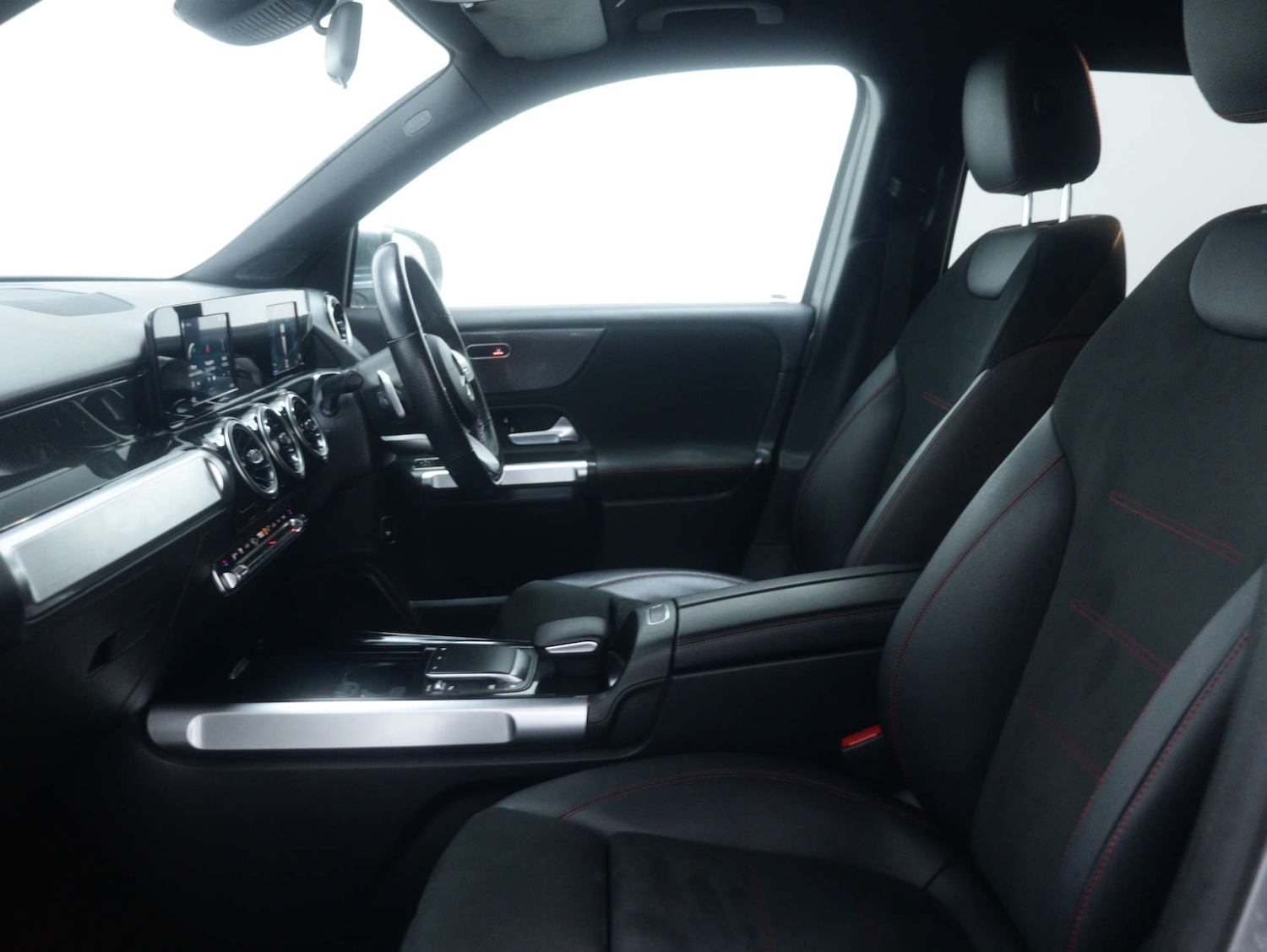 Used Mercedes-Benz GLB 2021 for sale - 76894422: Photo 48