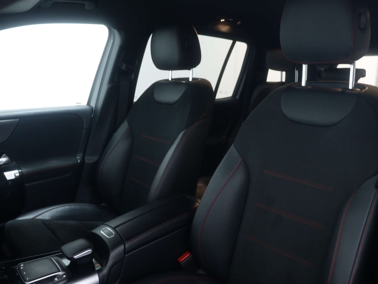 Used Mercedes-Benz GLB 2021 for sale - 76894422: Photo 49