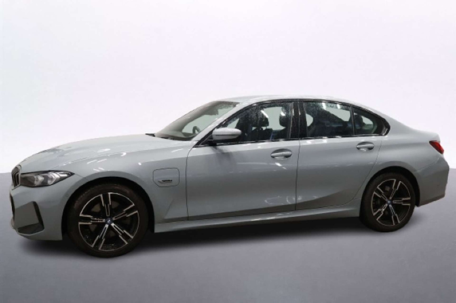 Used BMW 3 Series 2023 for sale - 77643172: Photo 5