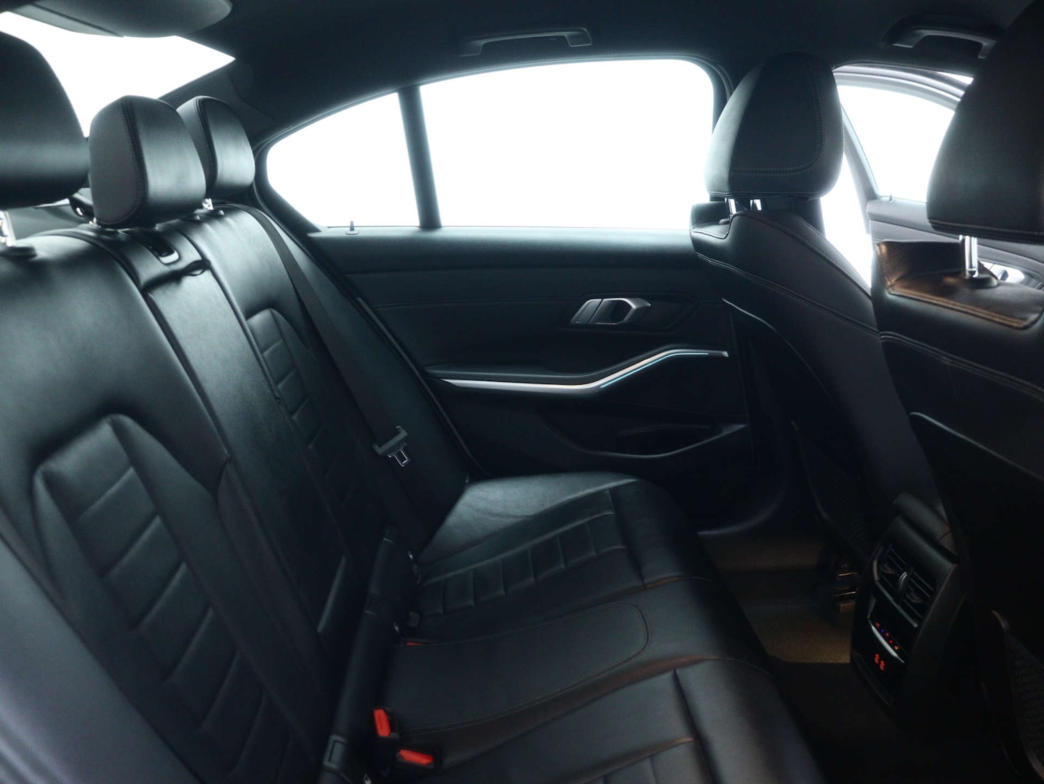 Used BMW 3 Series 2023 for sale - 77643172: Photo 55