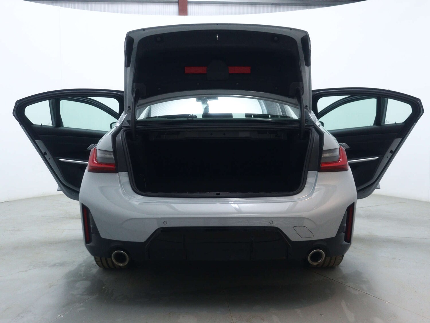 Used BMW 3 Series 2023 for sale - 77643172: Photo 62