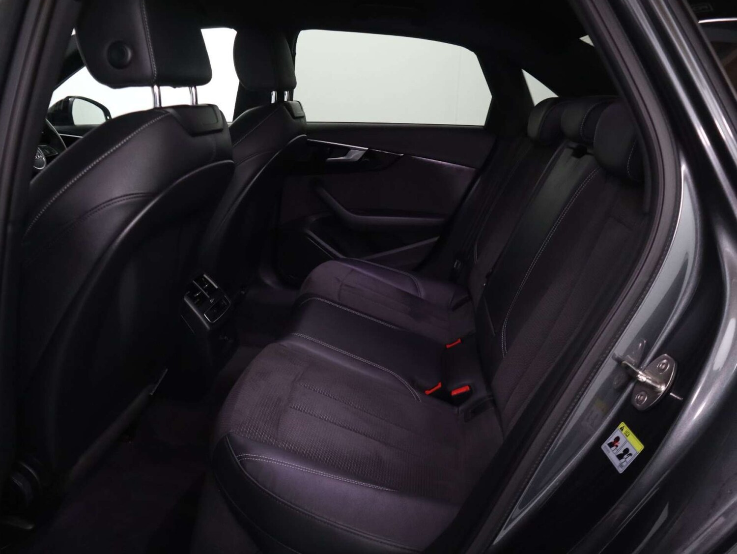 Used Audi A4 2019 for sale - 77555434: Photo 10