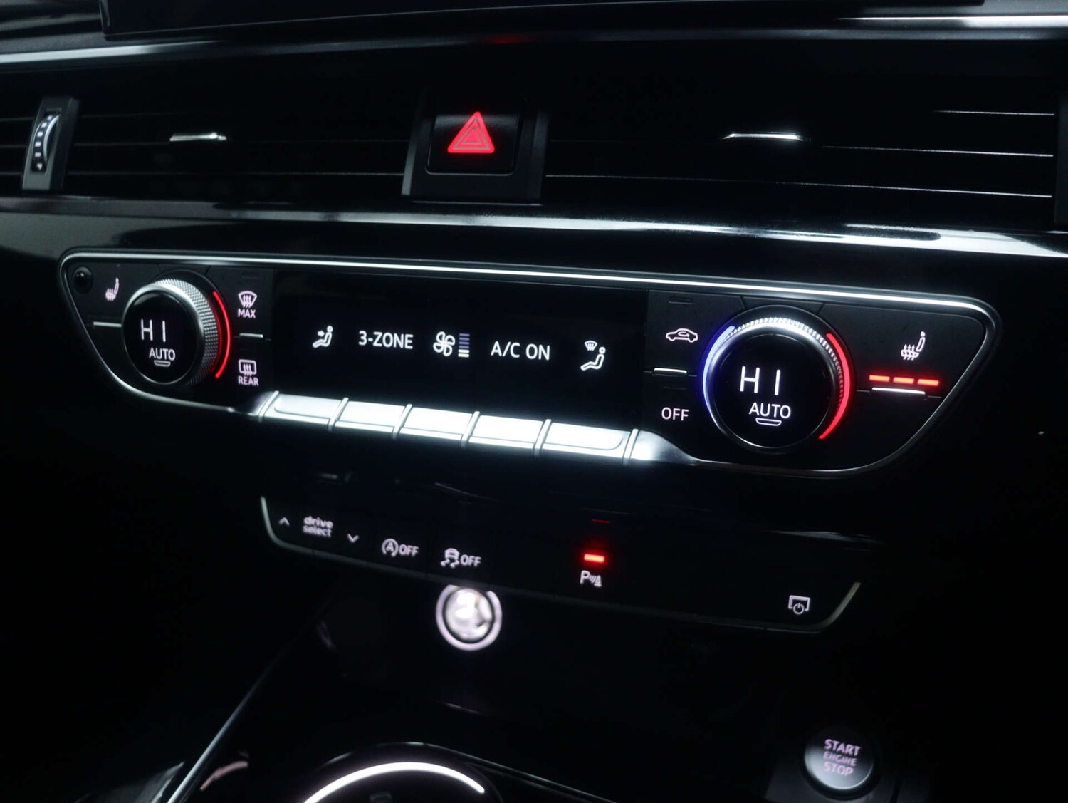 Used Audi A4 2019 for sale - 77555434: Photo 32