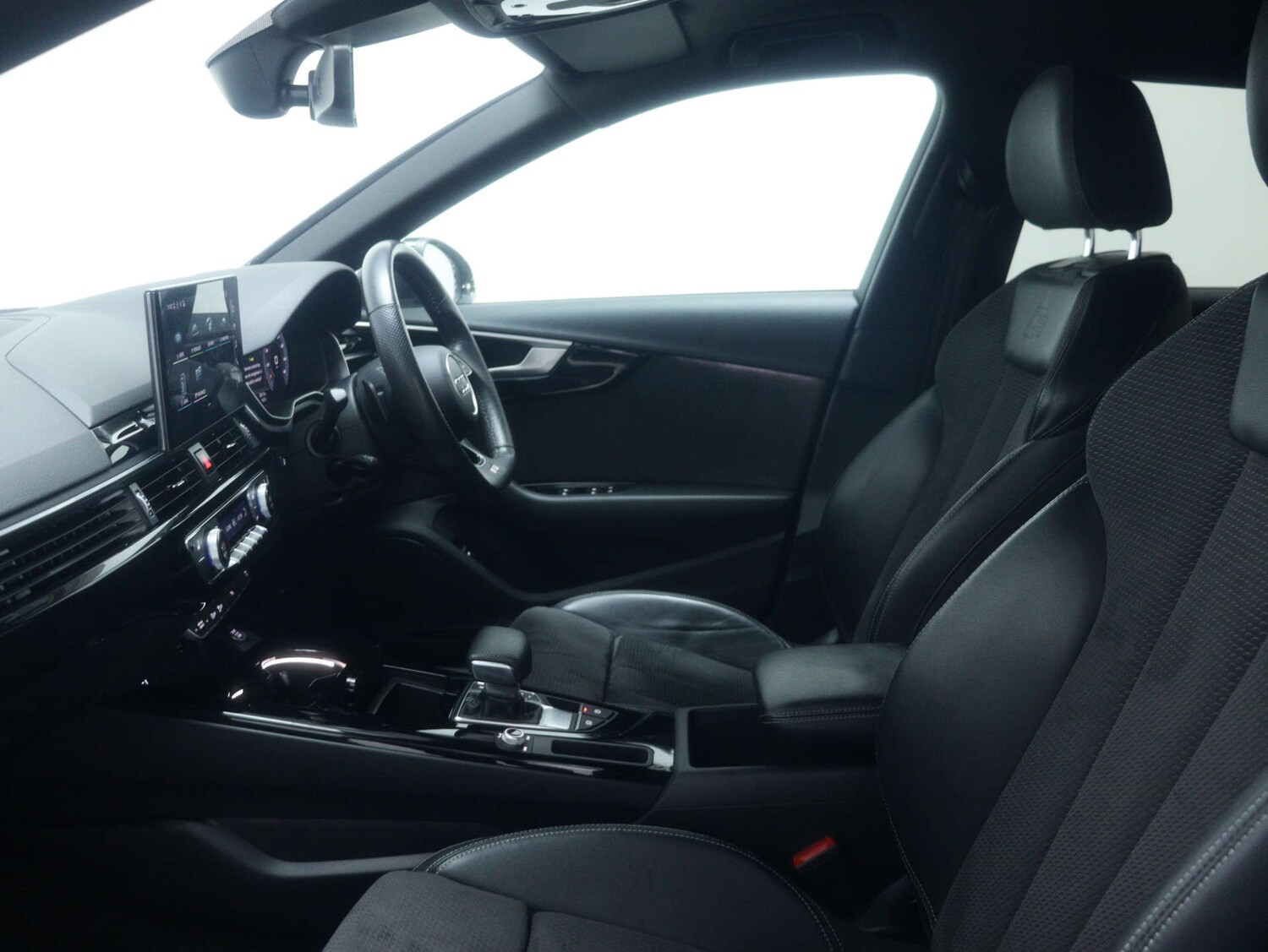 Used Audi A4 2019 for sale - 77555434: Photo 52