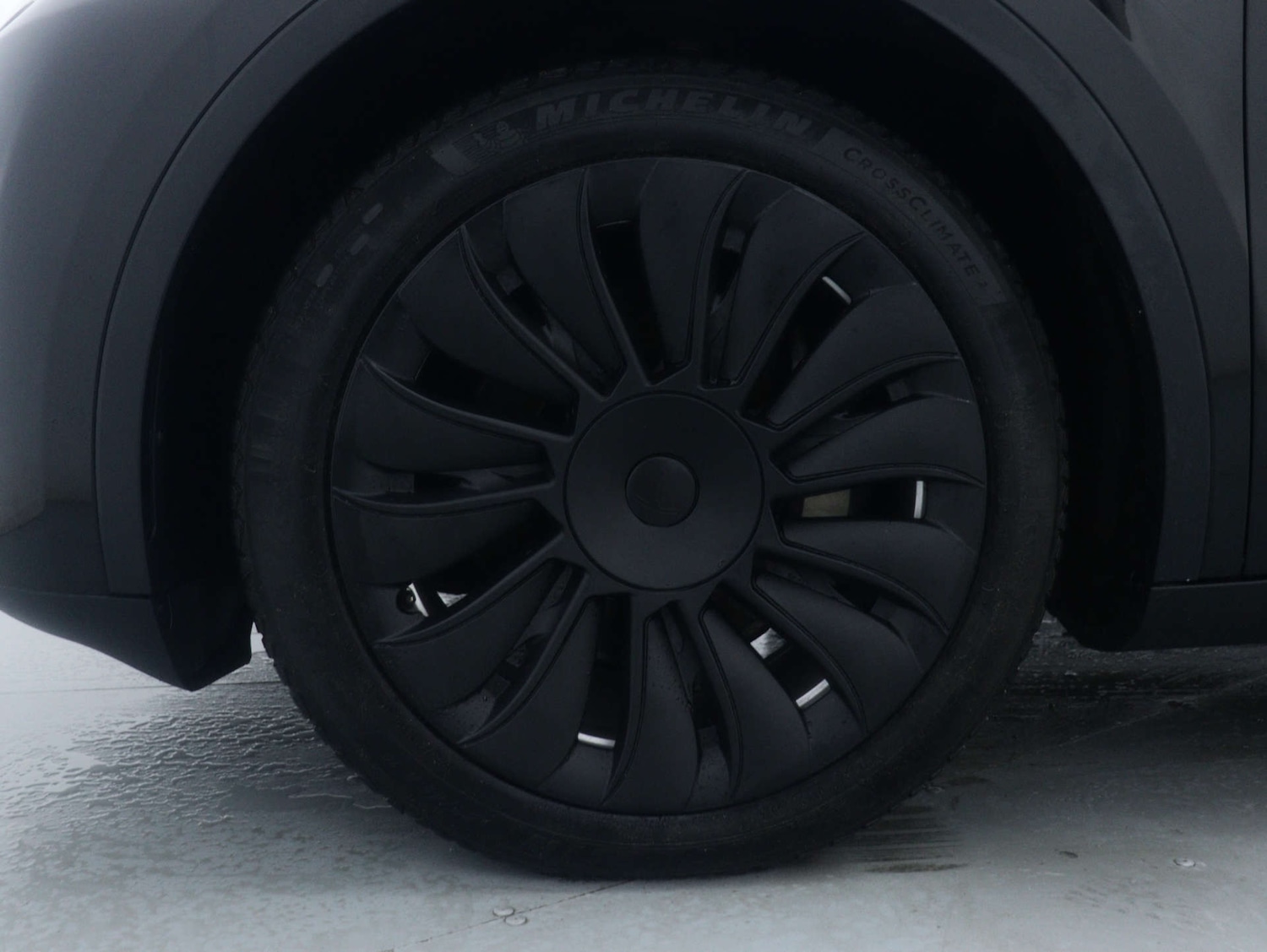 Used Tesla Model Y 2023 for sale - 77125161: Photo 15