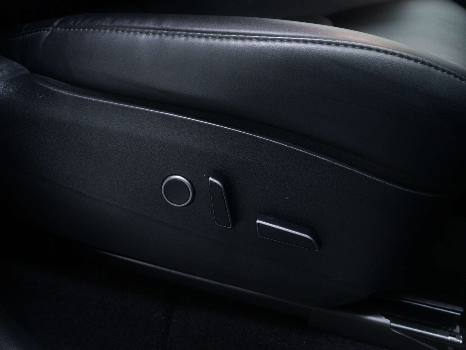 Used Tesla Model Y 2023 for sale - 77125161: Photo 36