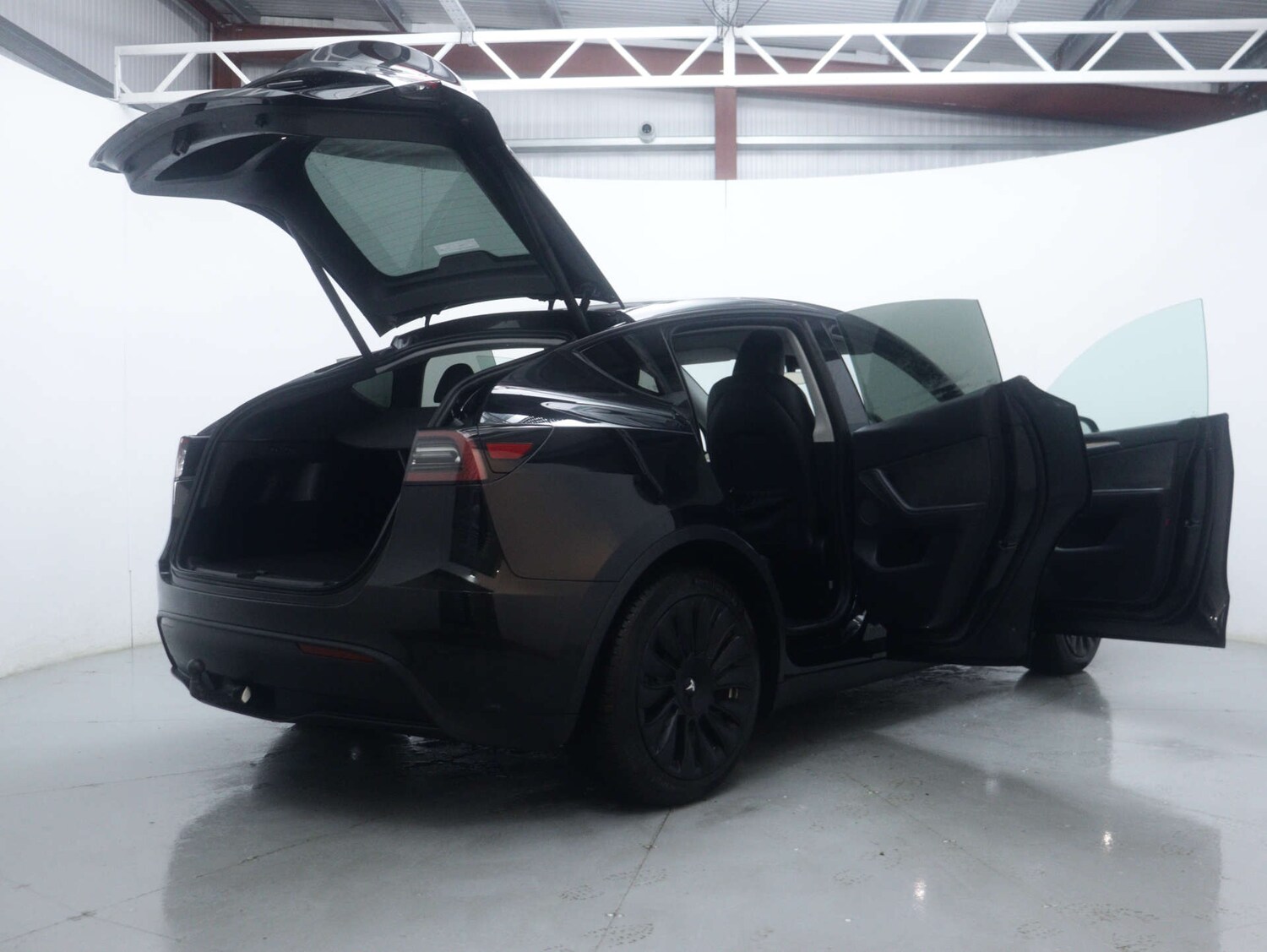 Used Tesla Model Y 2023 for sale - 77125161: Photo 54