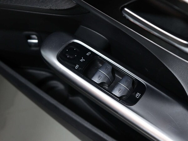 Used Mercedes-Benz C-Class 2022 for sale - 74634697: Photo 37