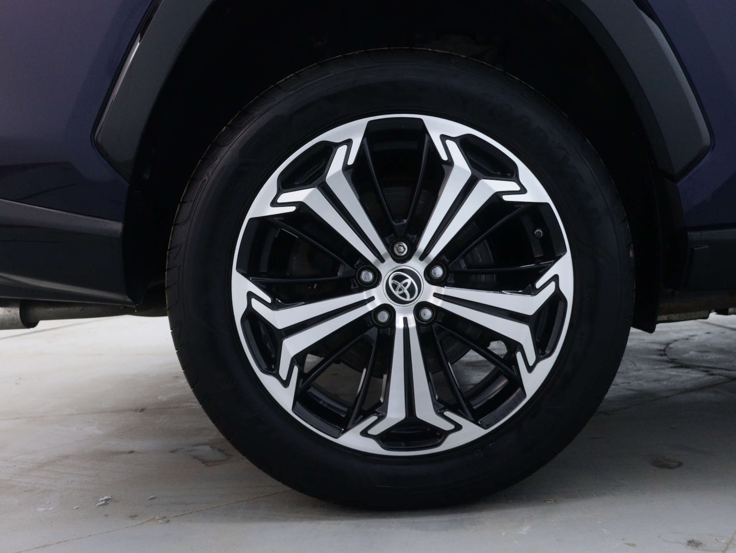 Used Toyota RAV4 2022 for sale - 76182623: Photo 12