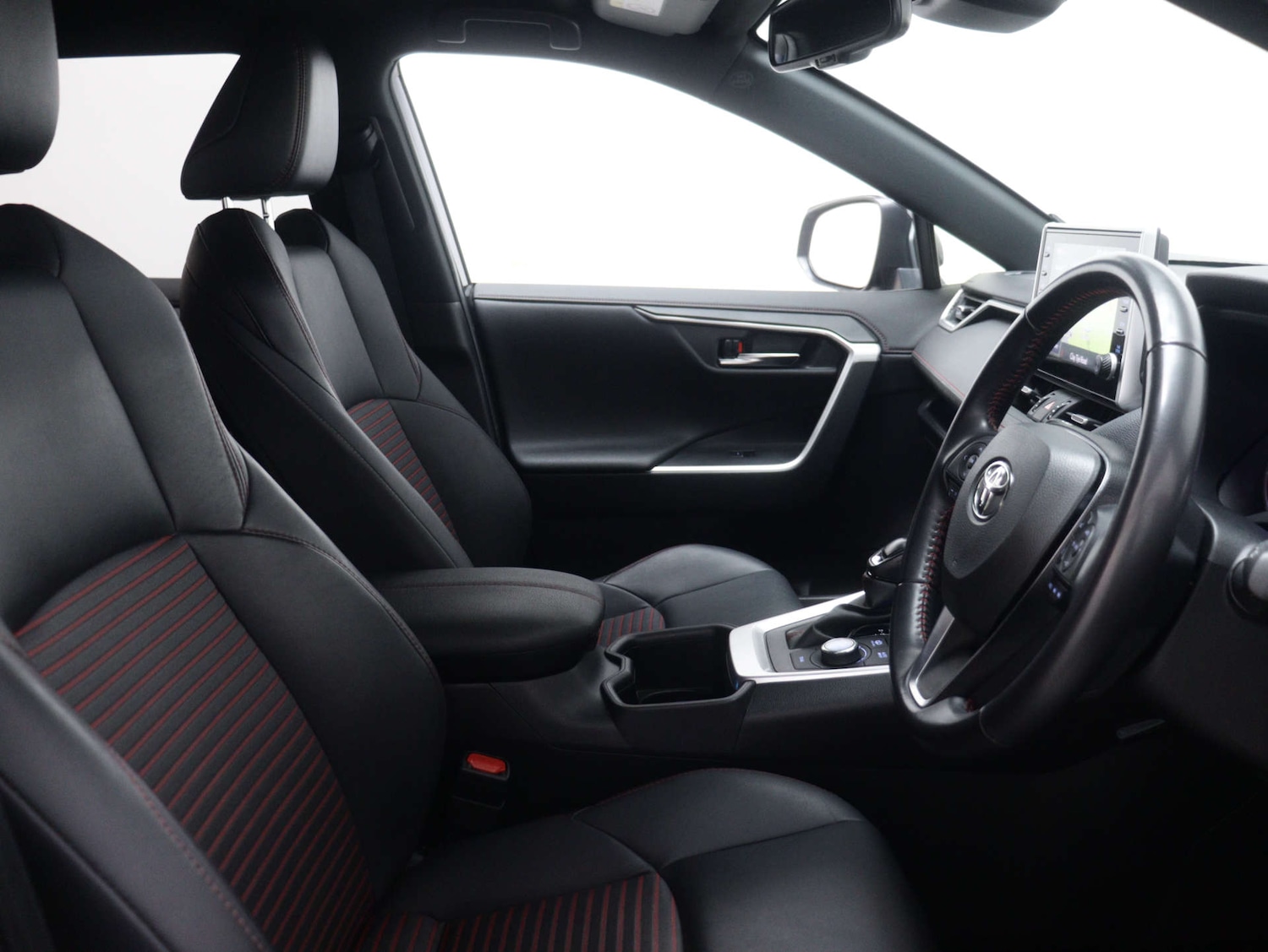 Used Toyota RAV4 2022 for sale - 76182623: Photo 30