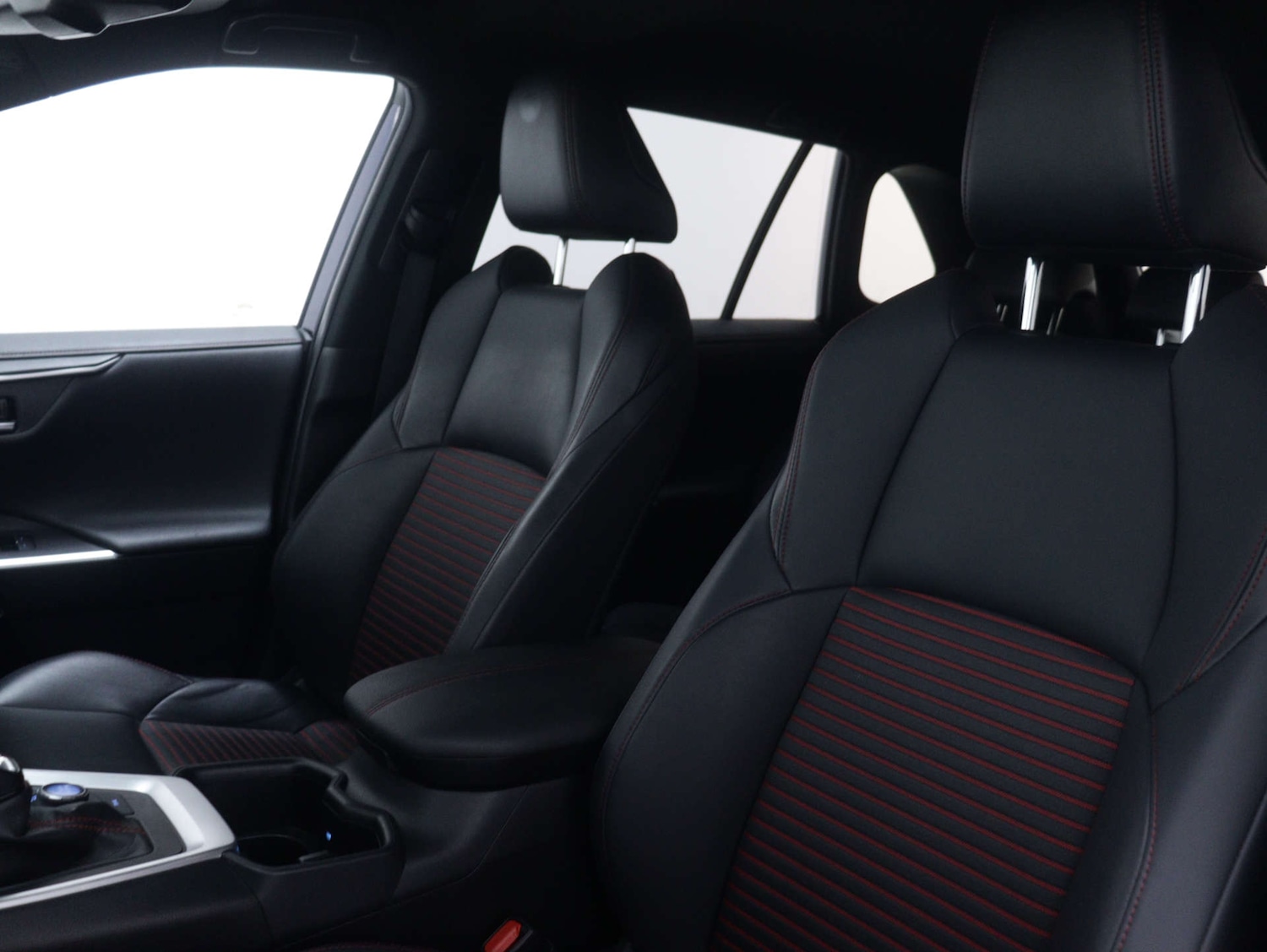 Used Toyota RAV4 2022 for sale - 76182623: Photo 34