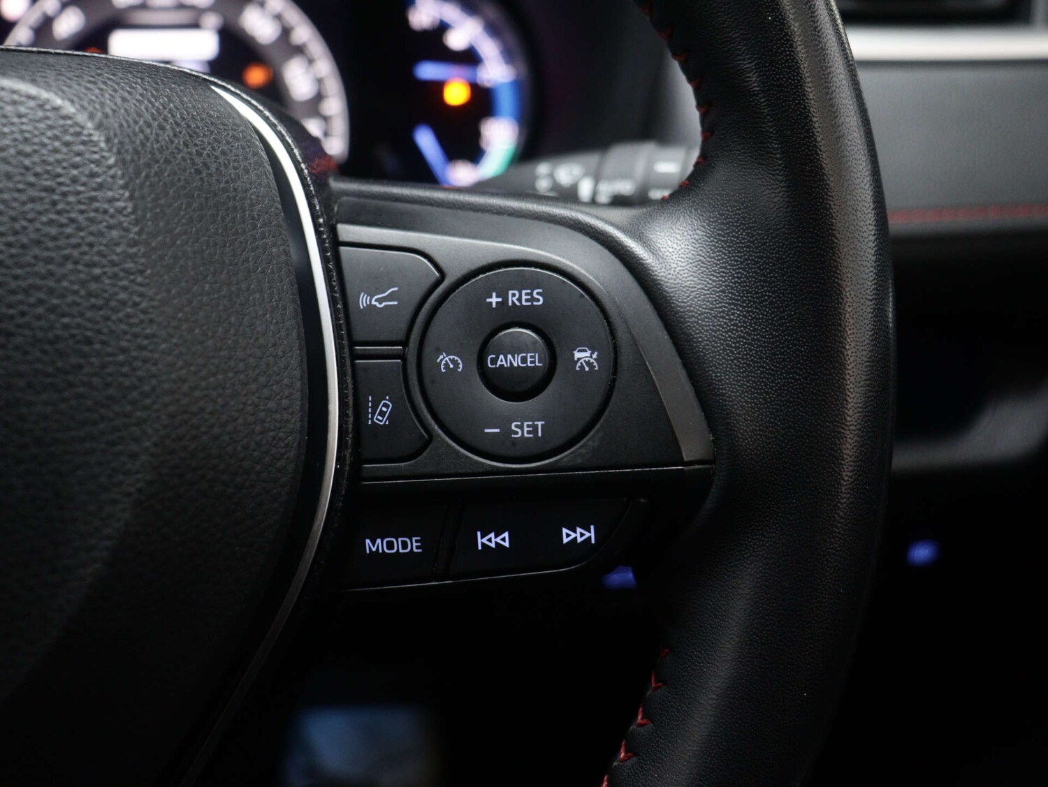 Used Toyota RAV4 2022 for sale - 76182623: Photo 40