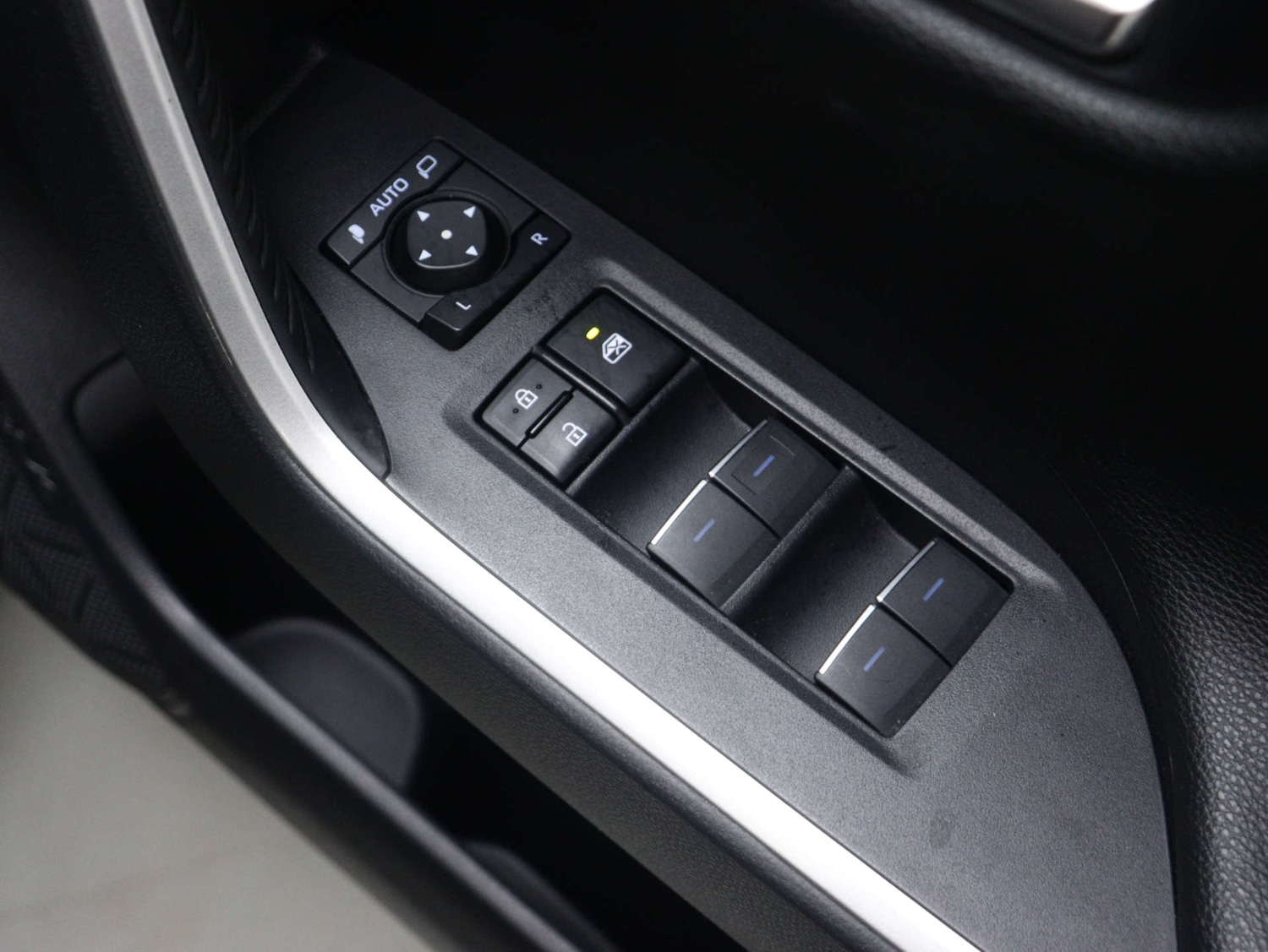 Used Toyota RAV4 2022 for sale - 76182623: Photo 45