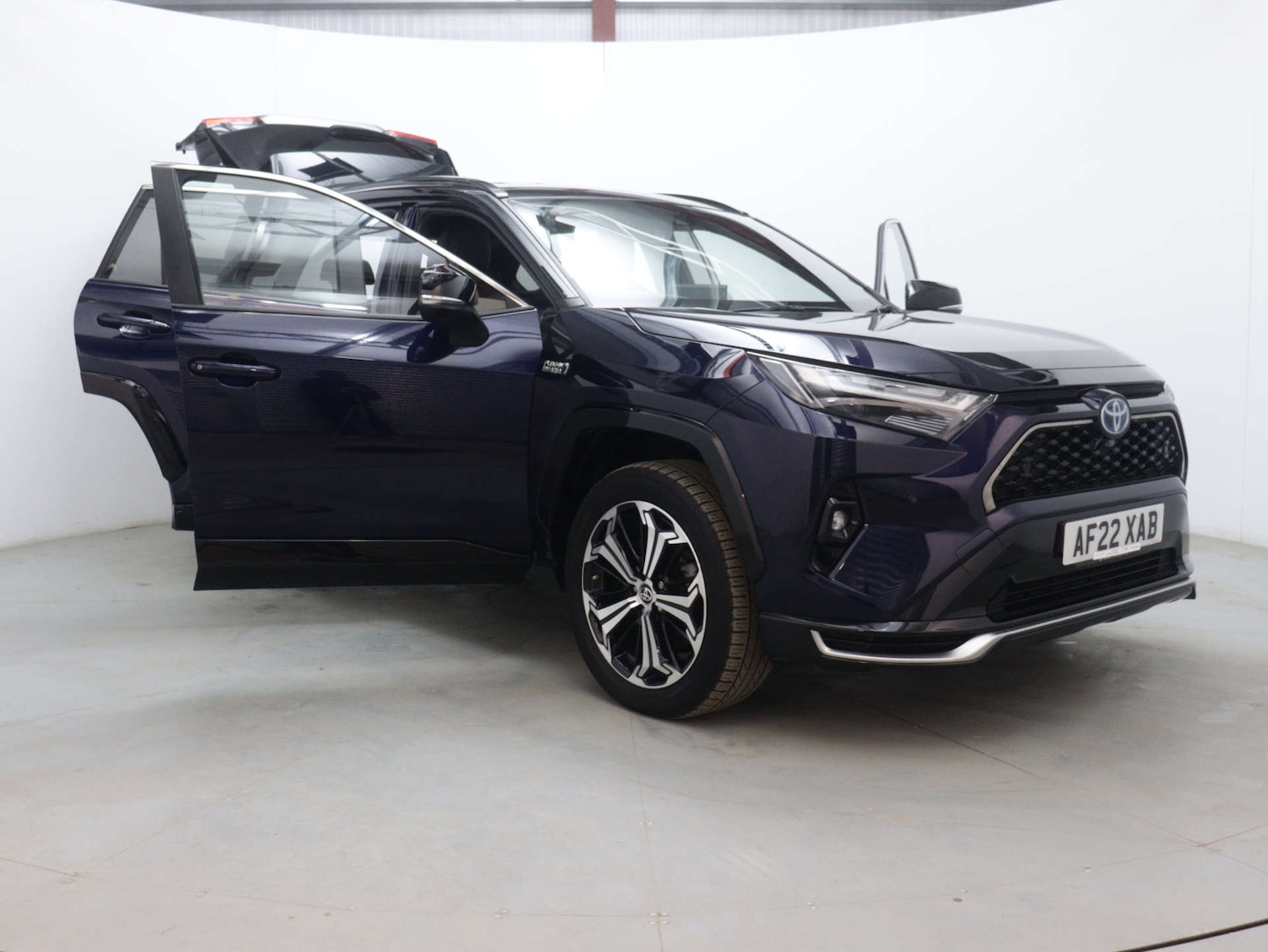 Used Toyota RAV4 2022 for sale - 76182623: Photo 50