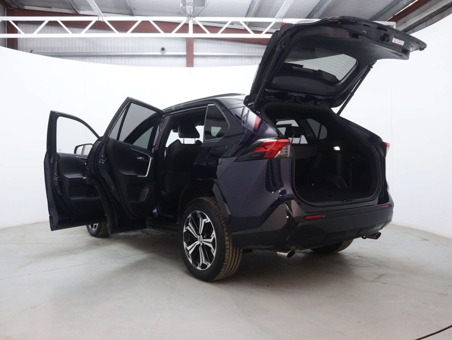 Used Toyota RAV4 2022 for sale - 76182623: Photo 54