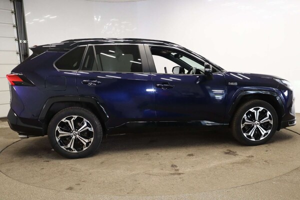 Used Toyota RAV4 2022 for sale - 76182623: Photo 9