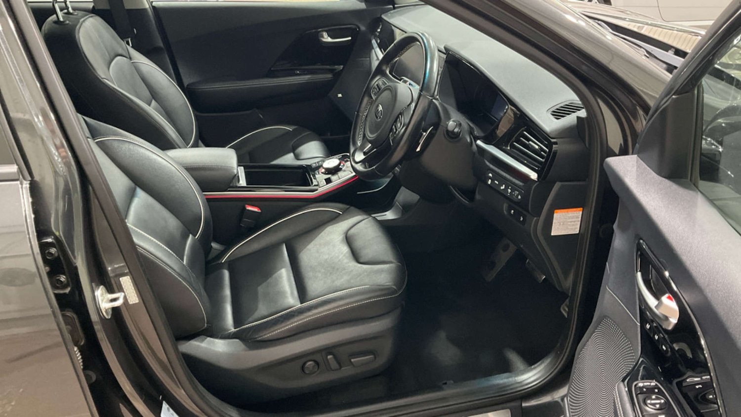 Used Kia Niro 2021 for sale - 76401887: Photo 11