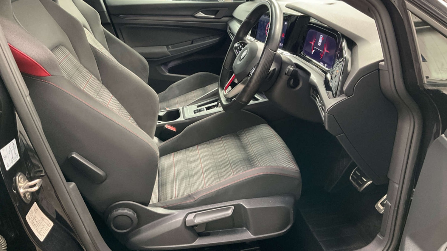 Used Volkswagen Golf 2021 for sale - 77830701: Photo 10