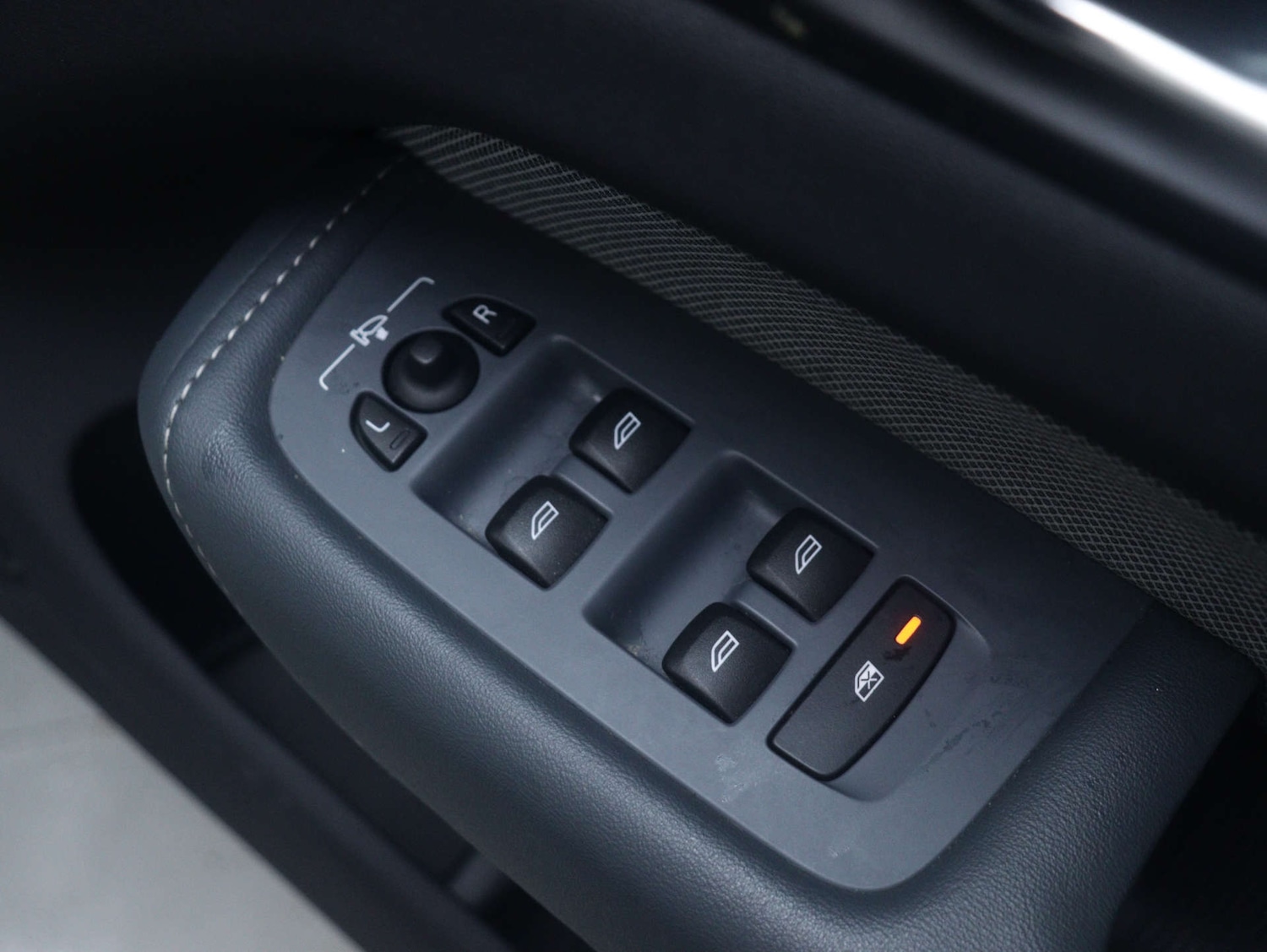 Used Volvo XC60 2021 for sale - 76894436: Photo 40