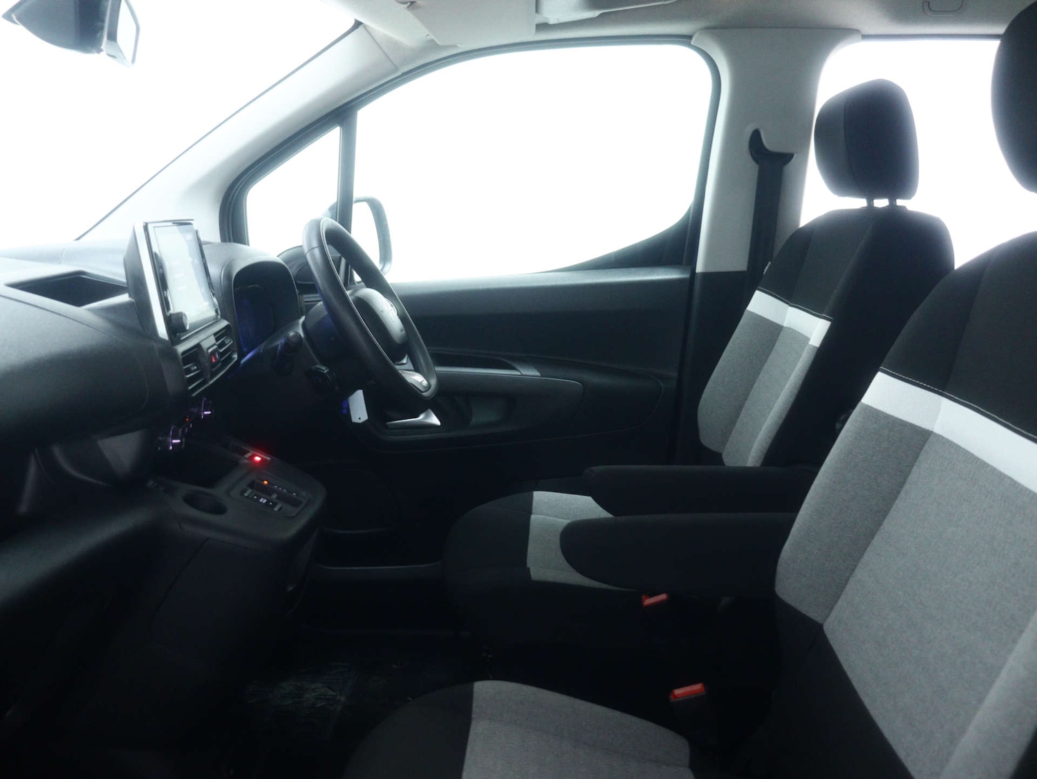 Used Citroen Berlingo 2022 for sale - 77452429: Photo 37