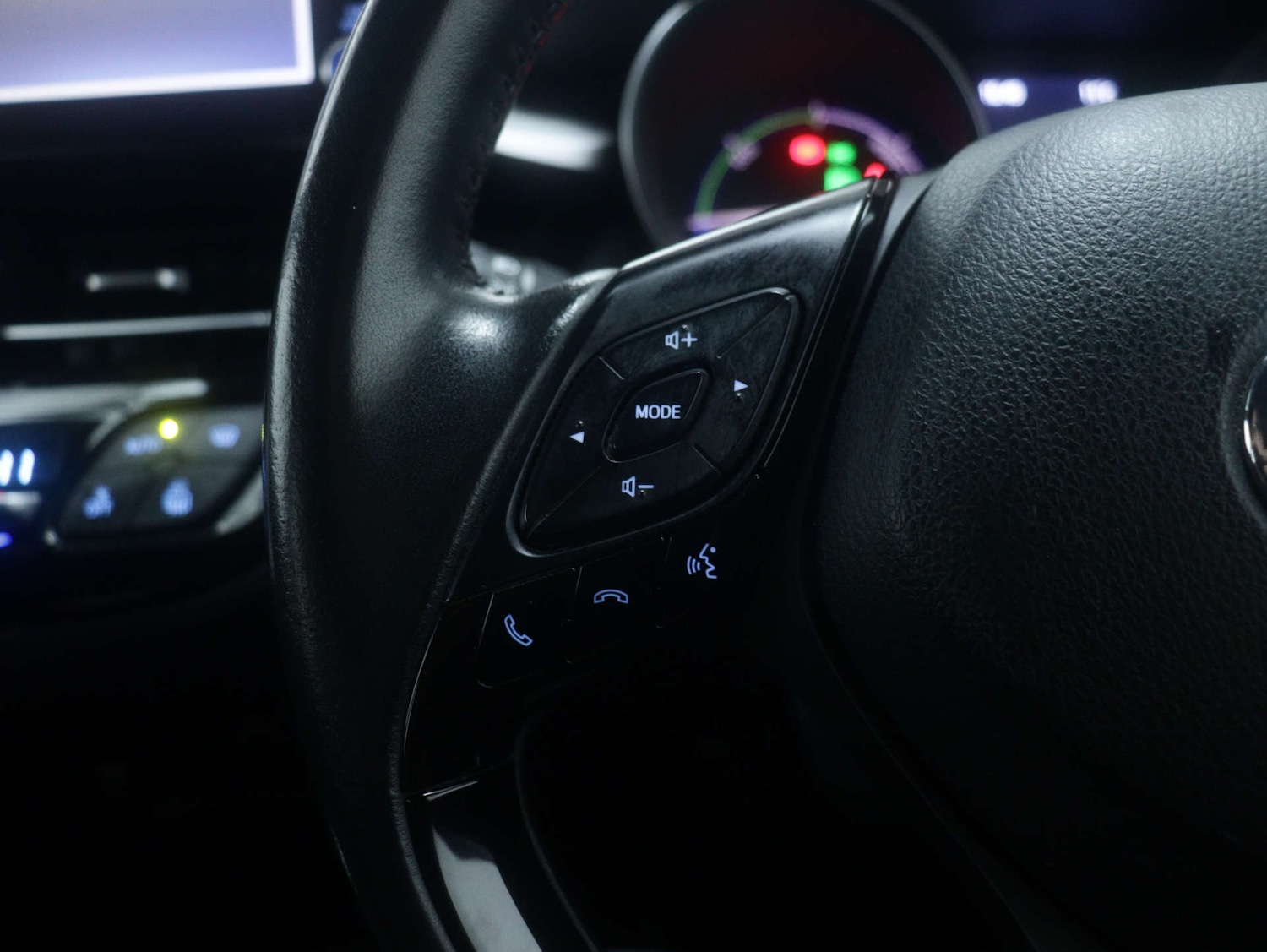 Used Toyota C-HR 2022 for sale - 76765026: Photo 29