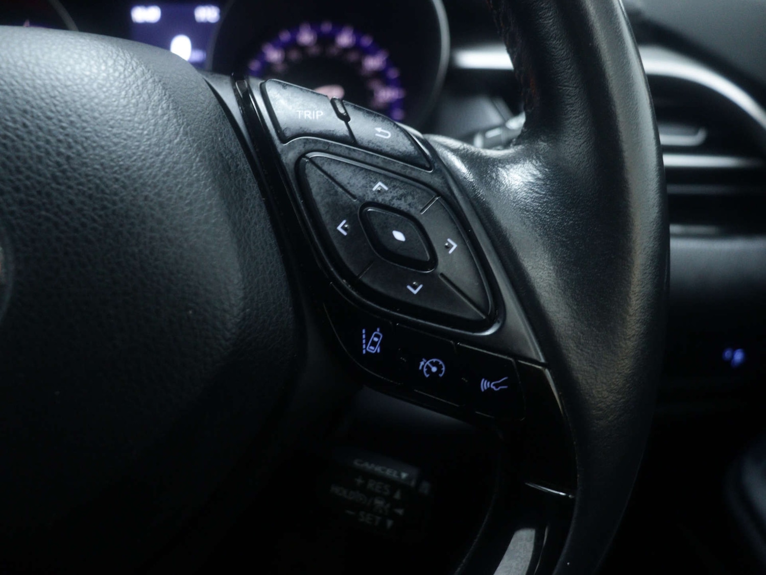 Used Toyota C-HR 2022 for sale - 76765026: Photo 30