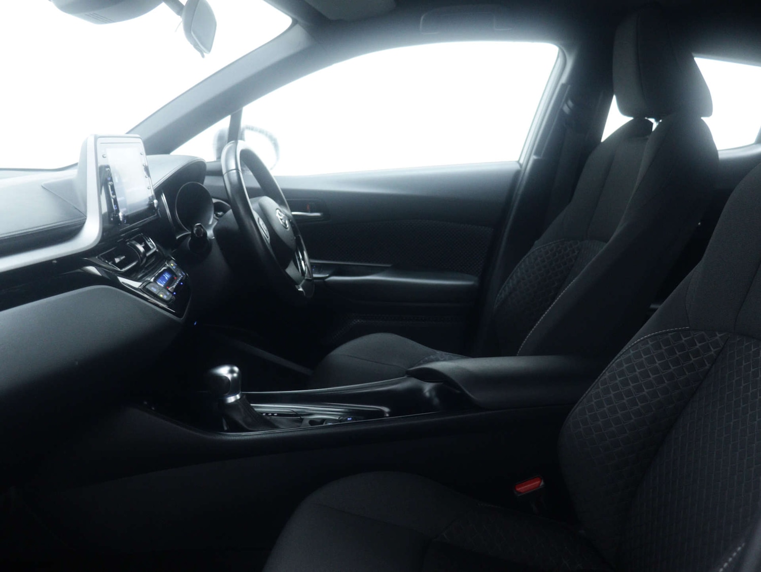 Used Toyota C-HR 2022 for sale - 76765026: Photo 39