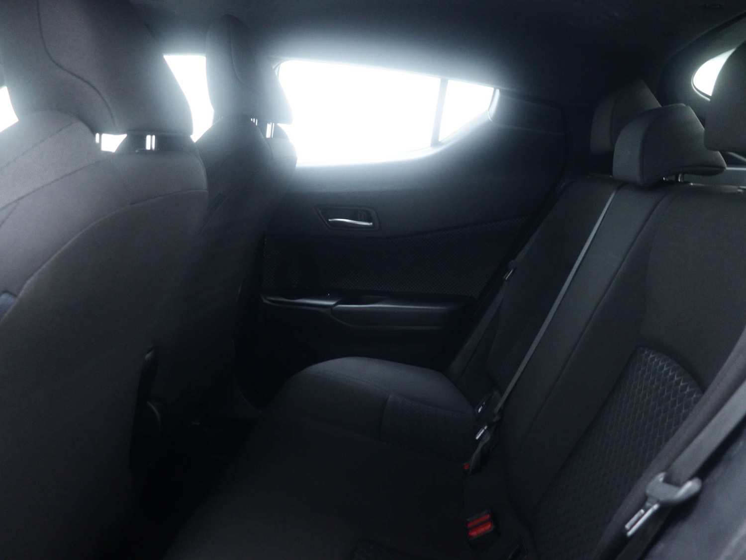 Used Toyota C-HR 2022 for sale - 76765026: Photo 41