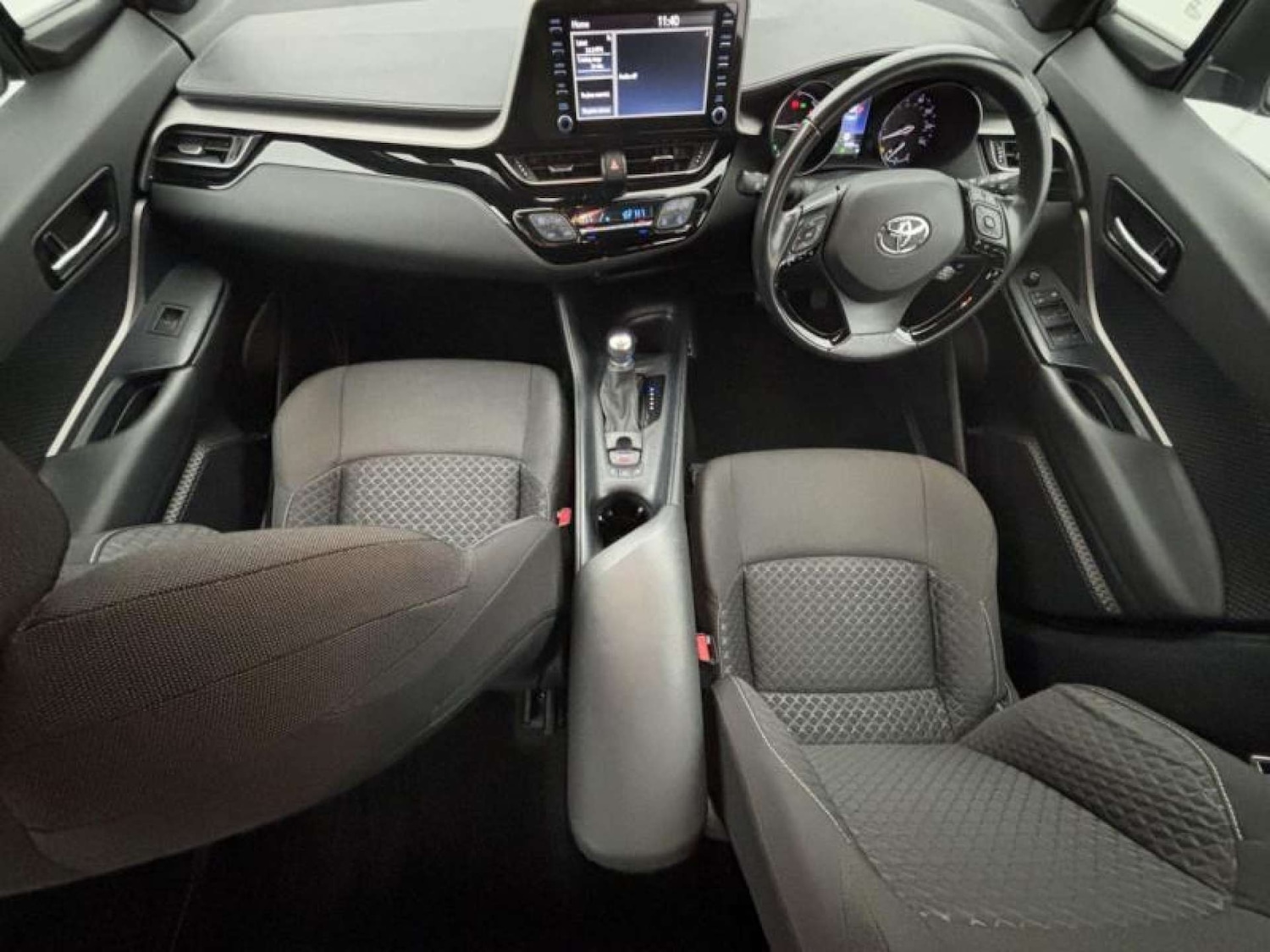 Used Toyota C-HR 2022 for sale - 76765026: Photo 8