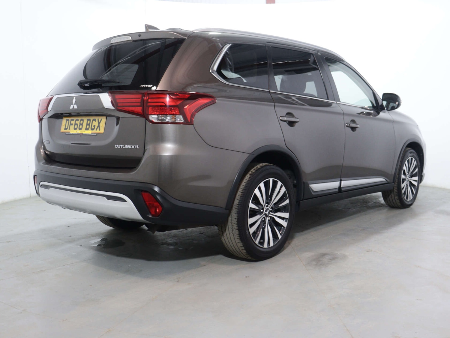 Used Mitsubishi Outlander 2018 for sale - 76157429: Photo 10