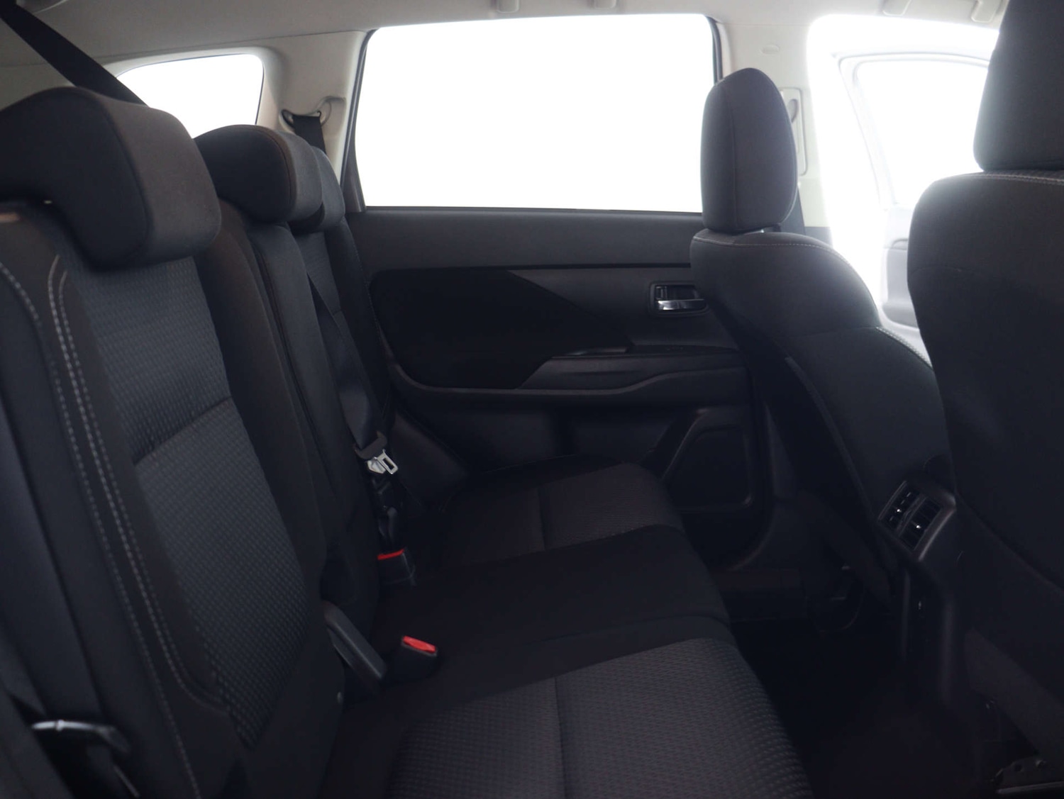 Used Mitsubishi Outlander 2018 for sale - 76157429: Photo 51