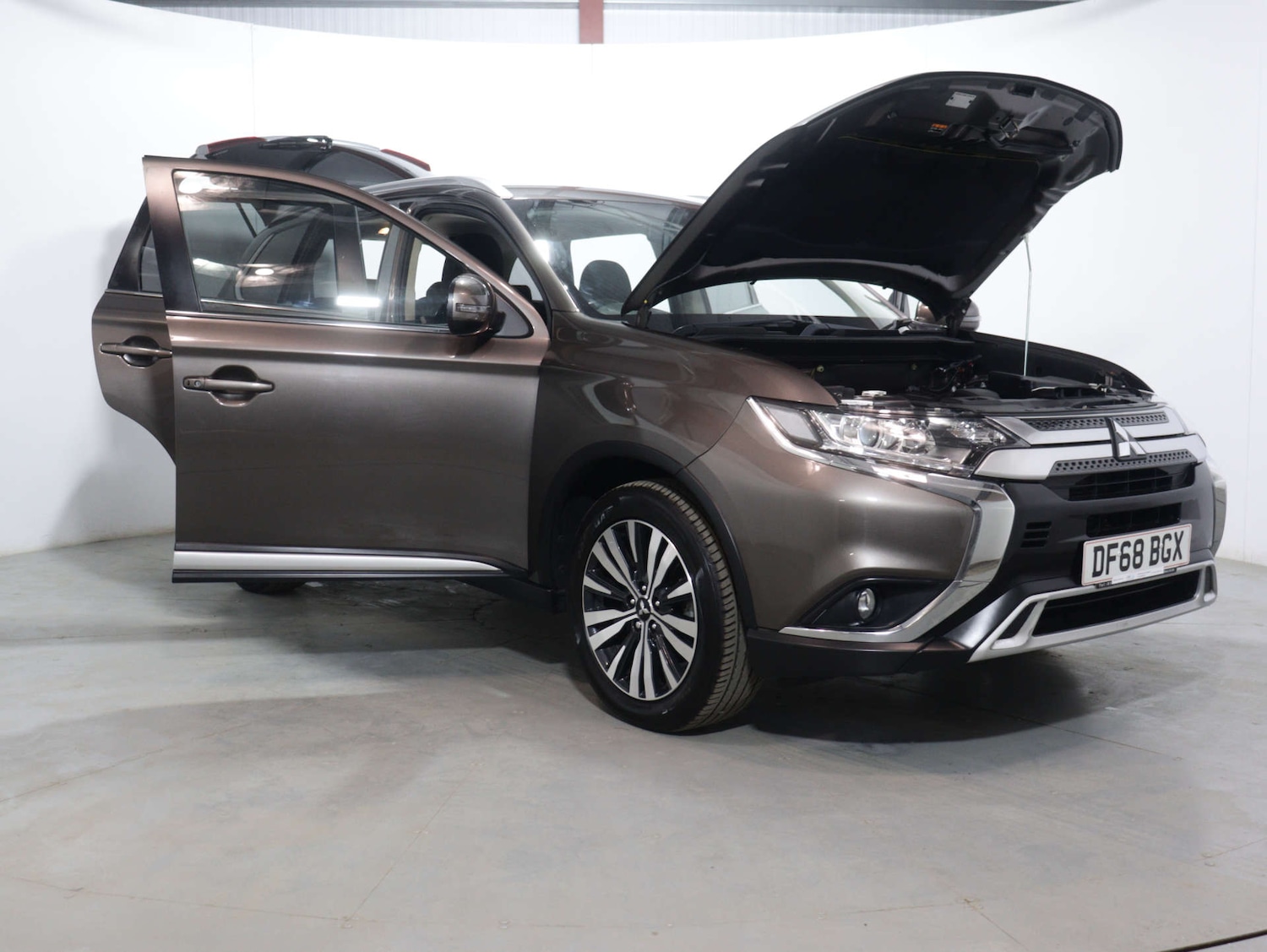 Used Mitsubishi Outlander 2018 for sale - 76157429: Photo 57
