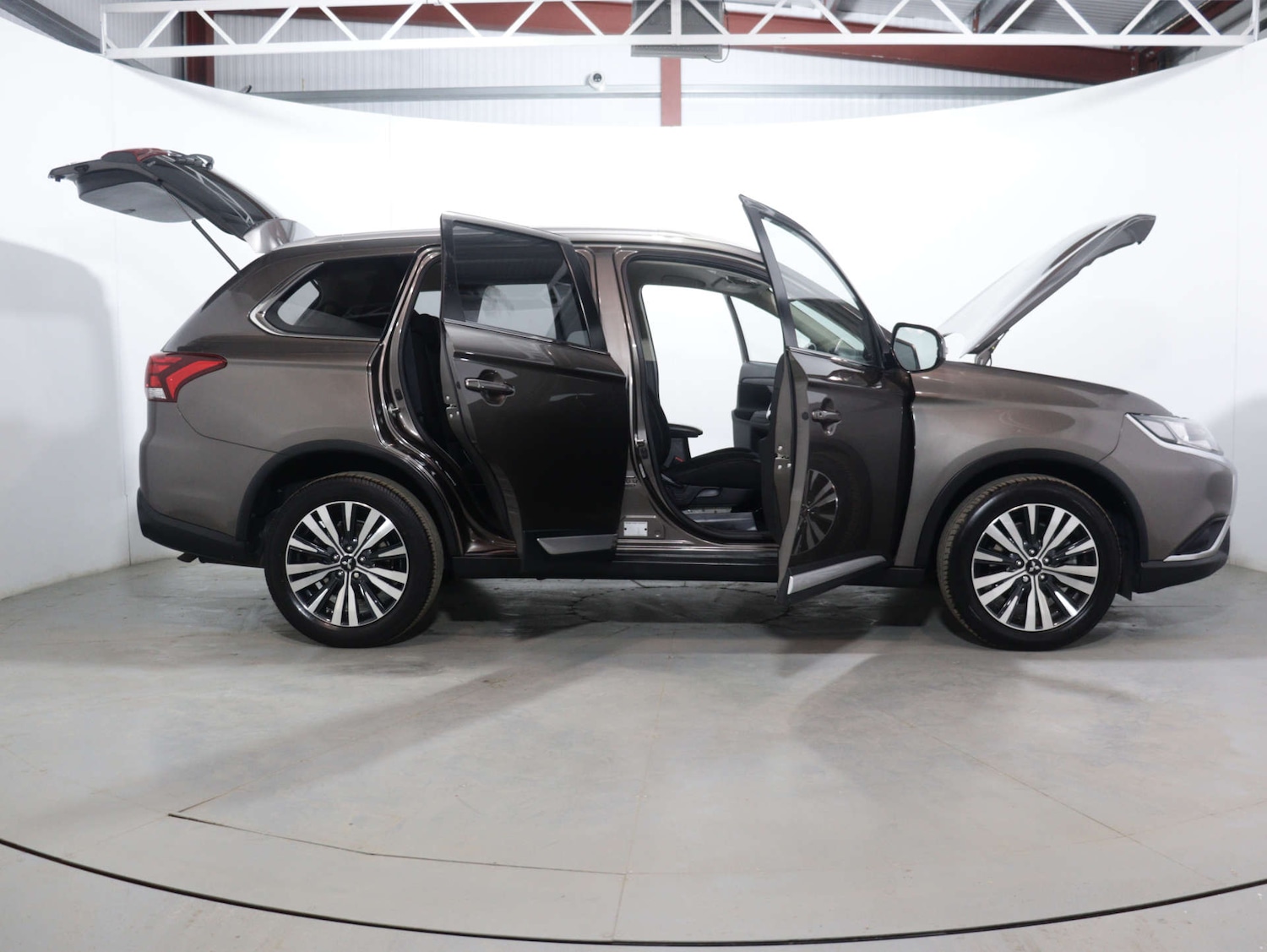 Used Mitsubishi Outlander 2018 for sale - 76157429: Photo 63