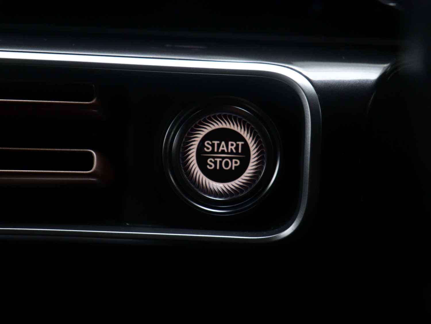 Used Mercedes-Benz EQC 2022 for sale - 76197220: Photo 30