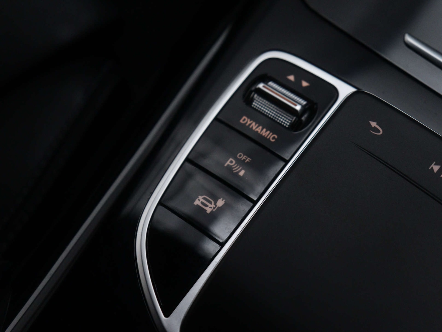 Used Mercedes-Benz EQC 2022 for sale - 76197220: Photo 31