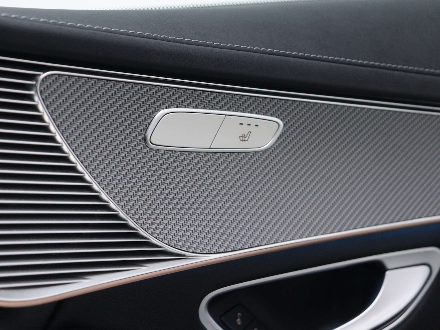 Used Mercedes-Benz EQC 2022 for sale - 76197220: Photo 39