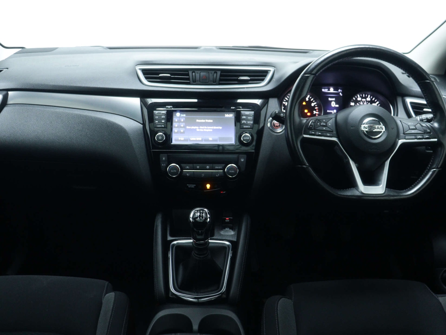 Used Nissan Qashqai 2018 for sale - 76948241: Photo 19