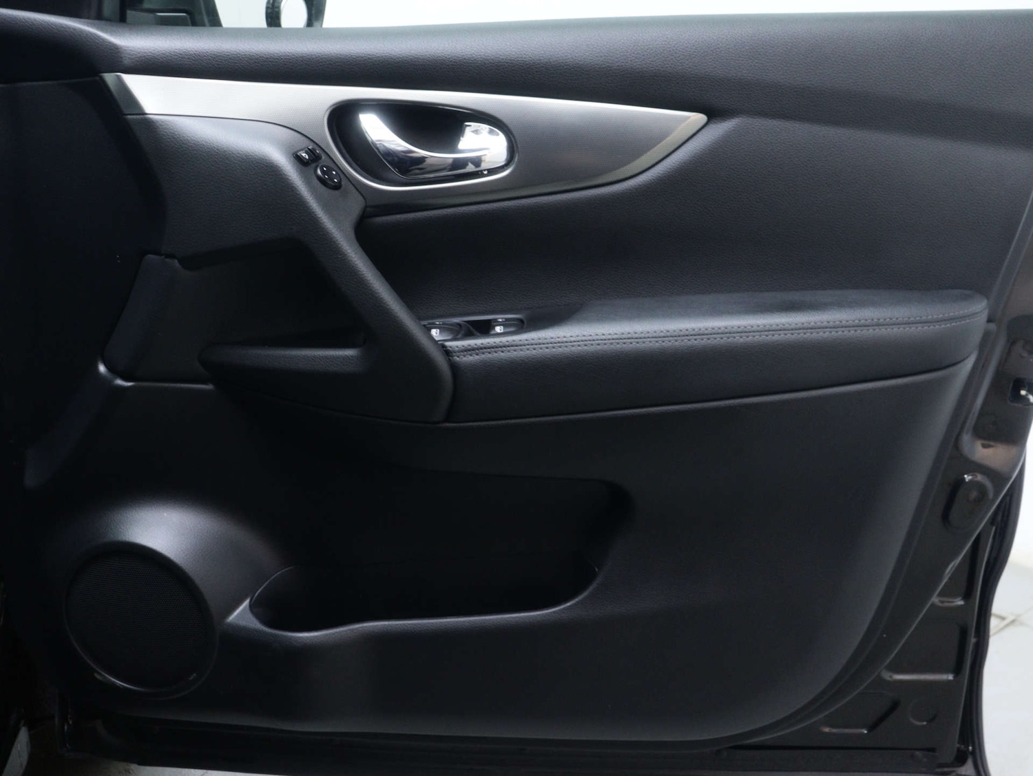 Used Nissan Qashqai 2018 for sale - 76948241: Photo 40