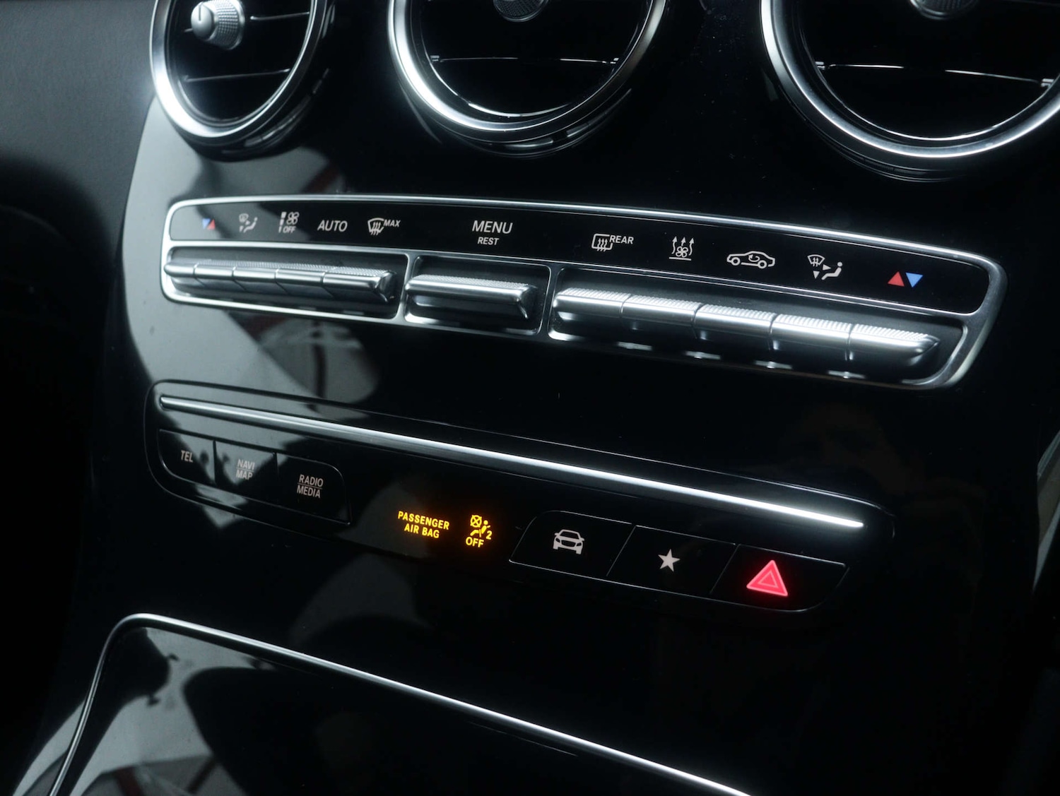 Used Mercedes-Benz GLC 2022 for sale - 77148695: Photo 24