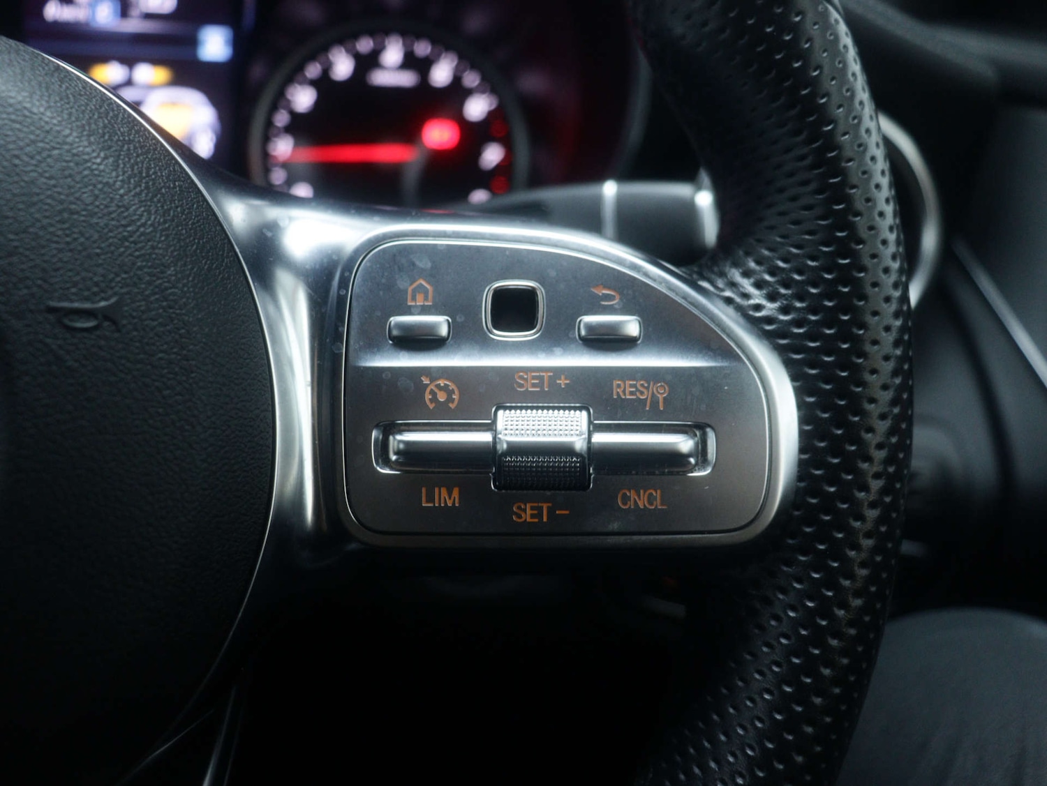 Used Mercedes-Benz GLC 2022 for sale - 77148695: Photo 30