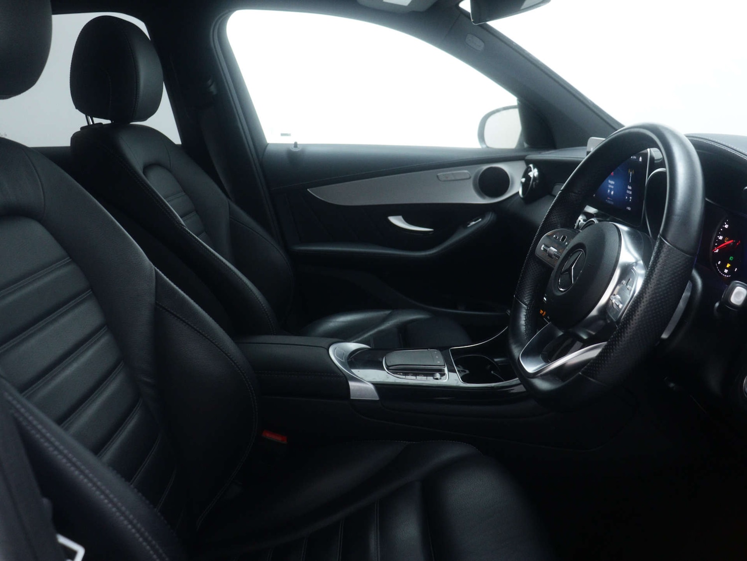 Used Mercedes-Benz GLC 2022 for sale - 77148695: Photo 39