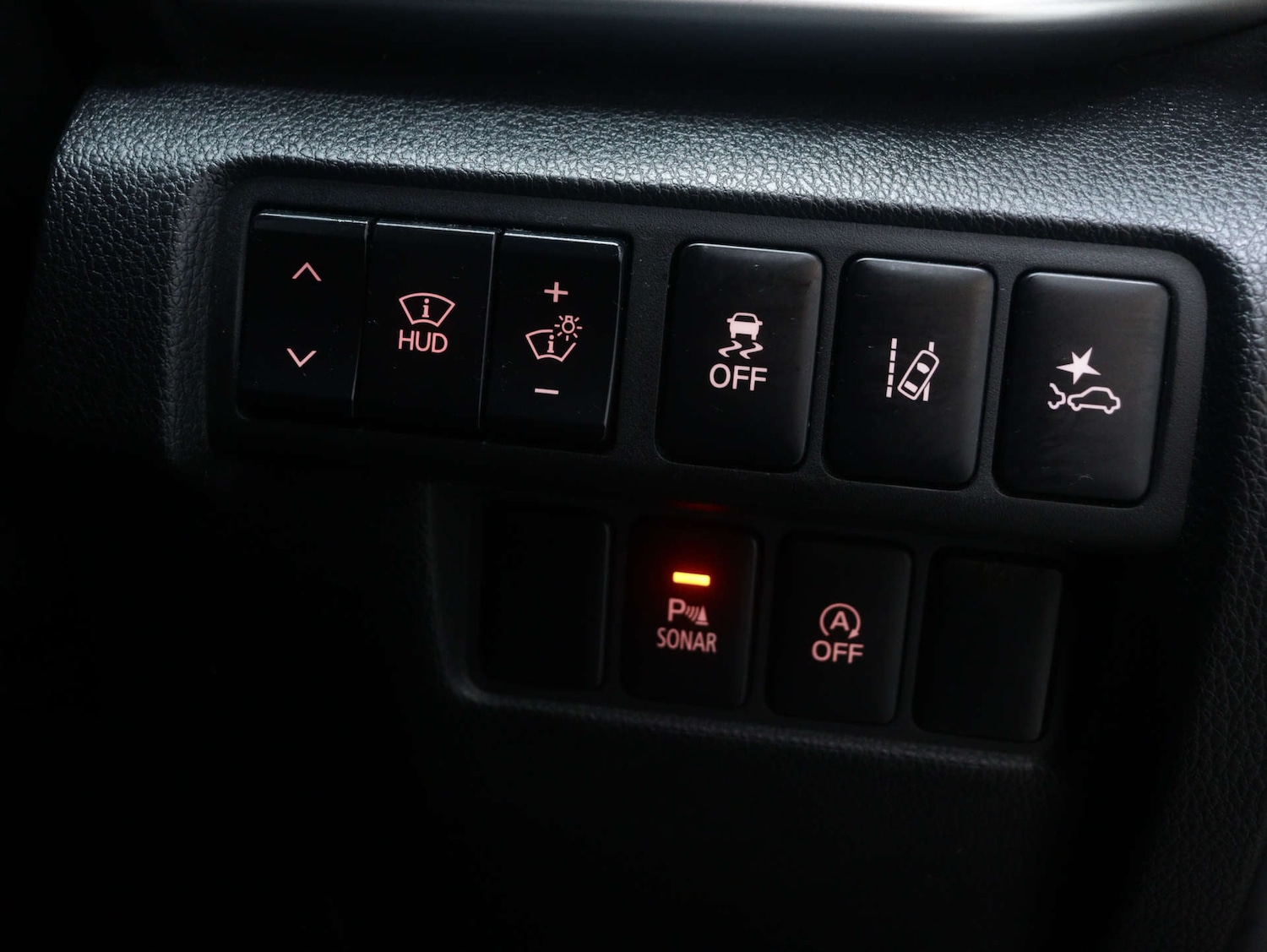 Used Mitsubishi Eclipse Cross 2018 for sale - 77069424: Photo 44