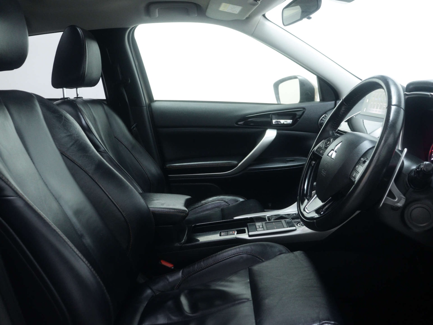 Used Mitsubishi Eclipse Cross 2018 for sale - 77069424: Photo 48