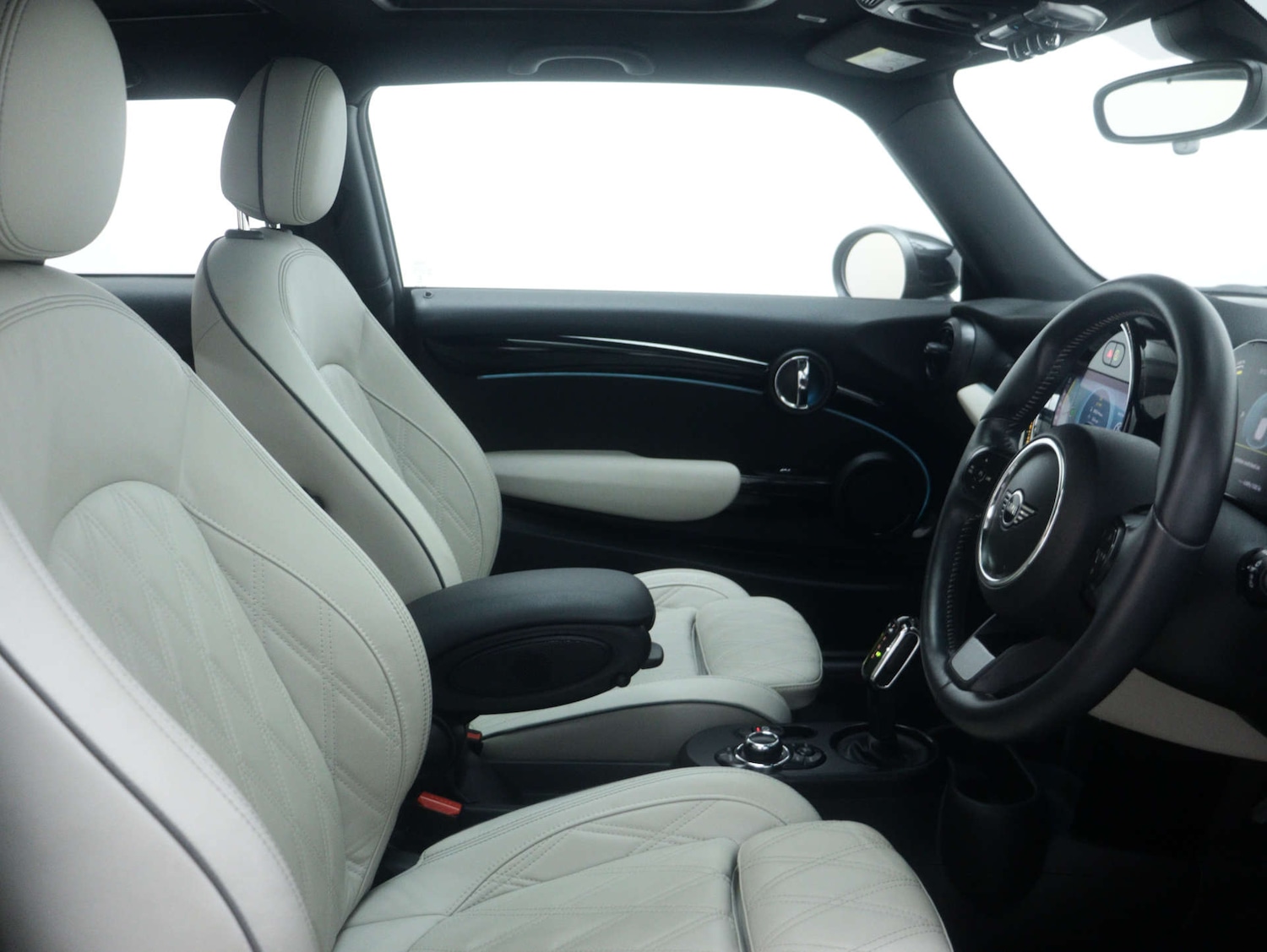 Used MINI Hatch 2021 for sale - 76878086: Photo 41