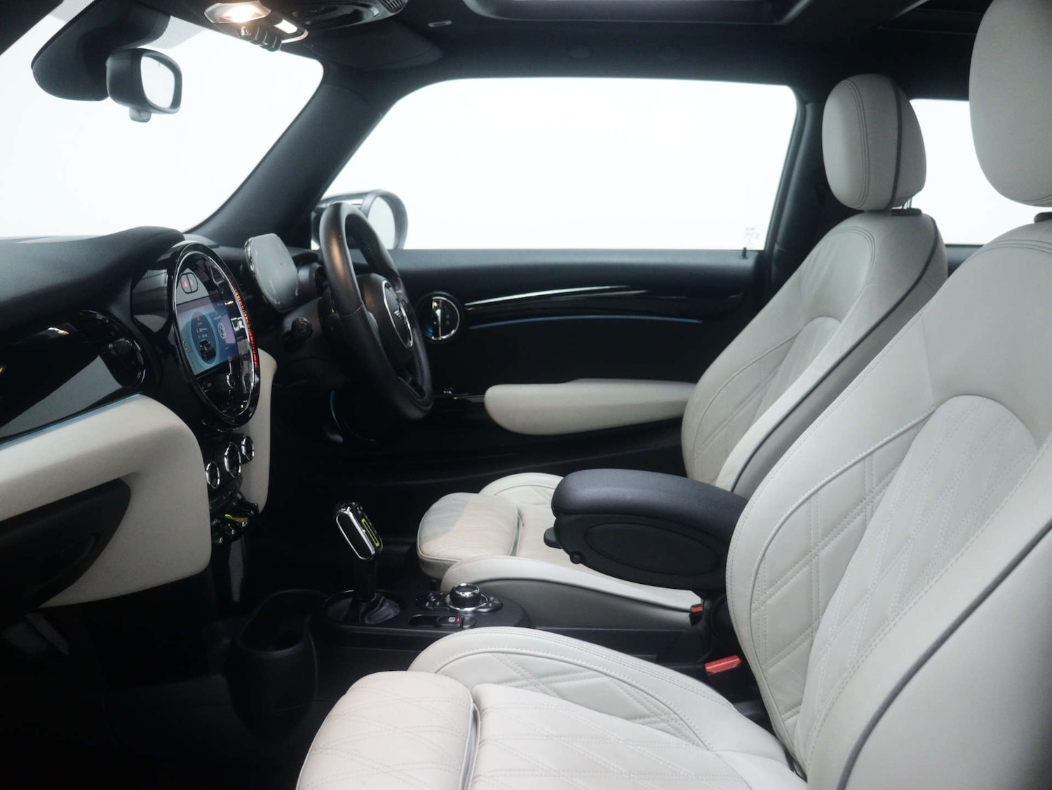 Used MINI Hatch 2021 for sale - 76878086: Photo 46