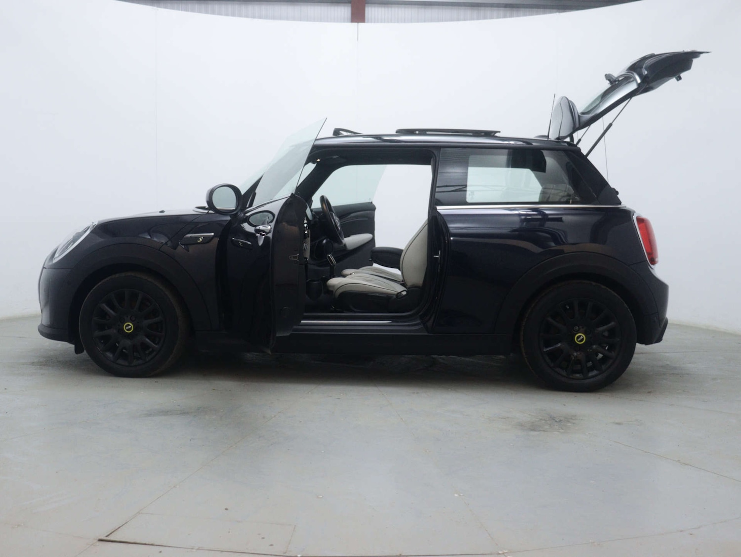 Used MINI Hatch 2021 for sale - 76878086: Photo 56