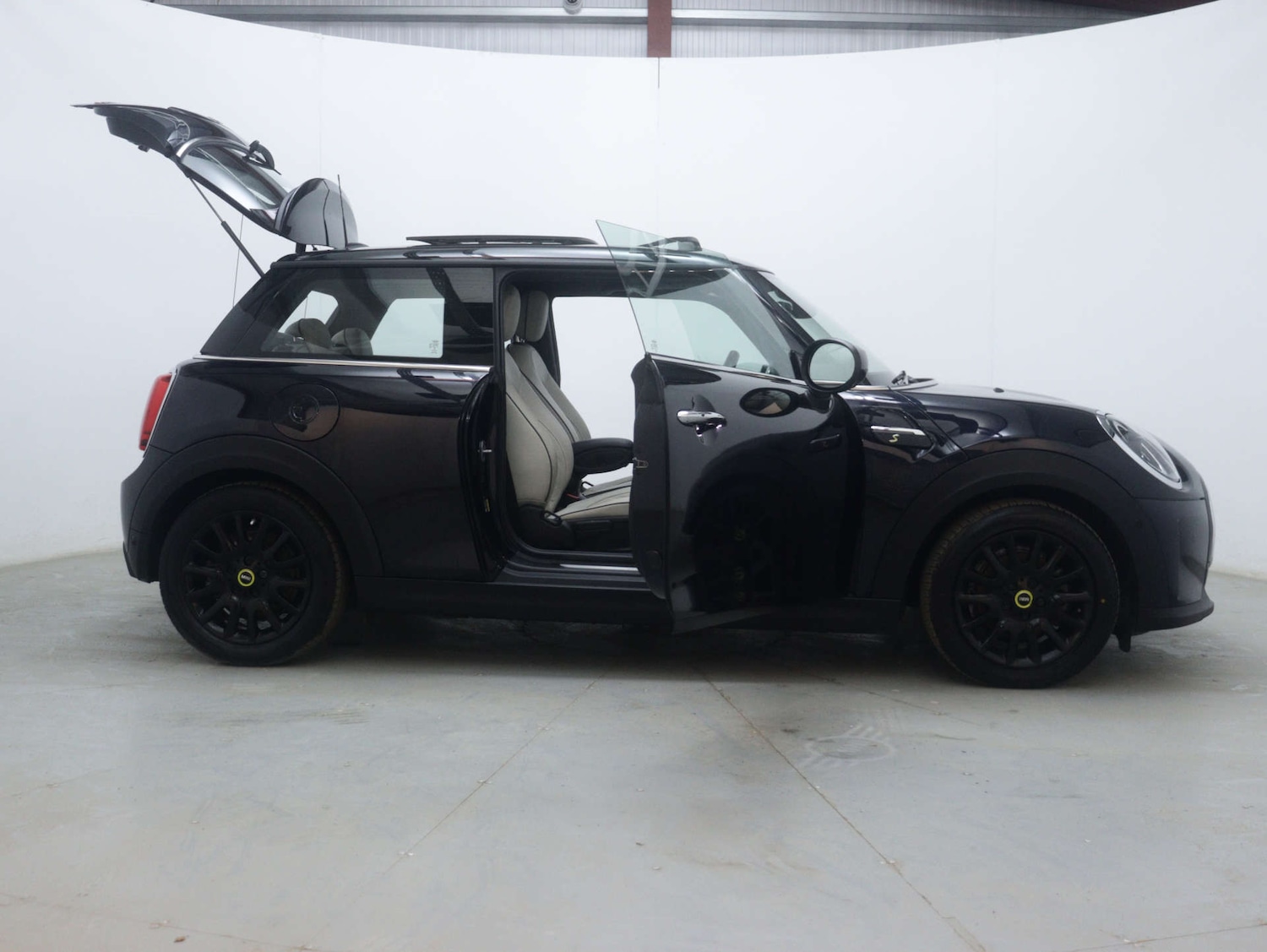 Used MINI Hatch 2021 for sale - 76878086: Photo 61