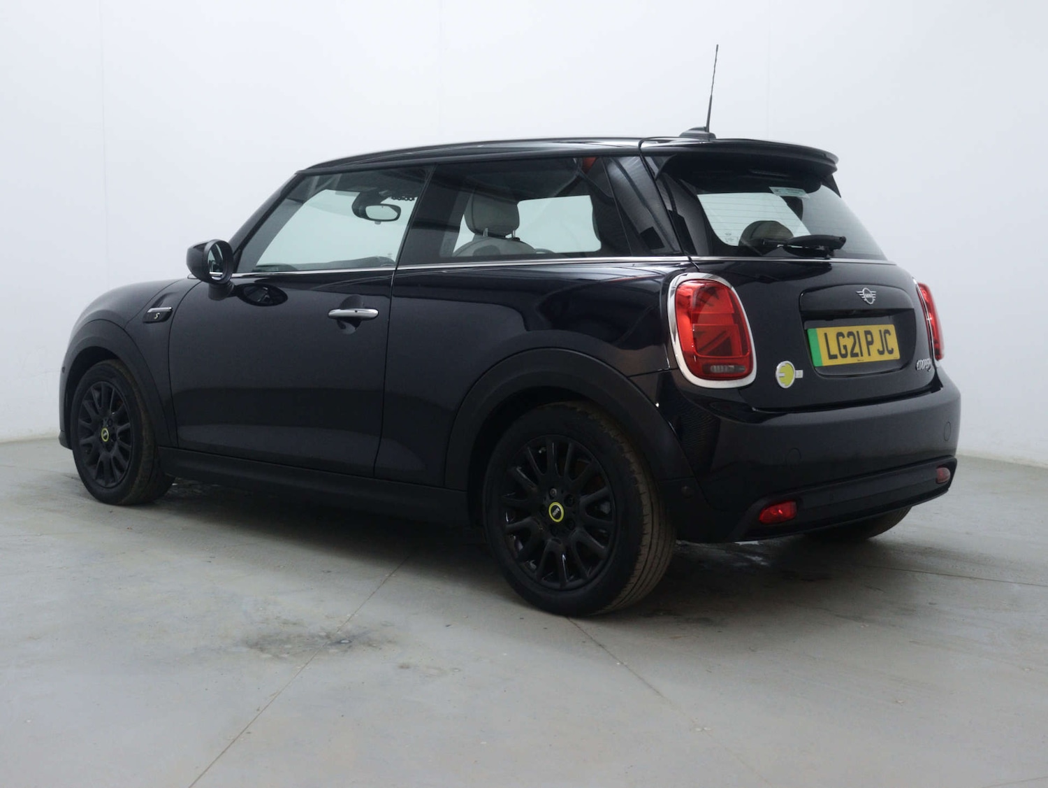 Used MINI Hatch 2021 for sale - 76878086: Photo 9