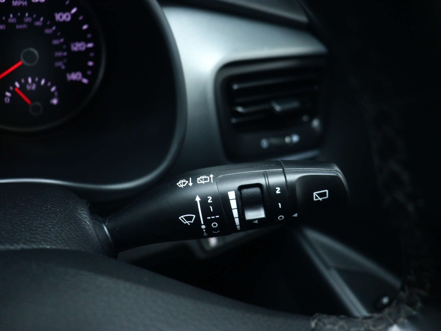 Used Kia Stonic 2021 for sale - 78176808: Photo 33