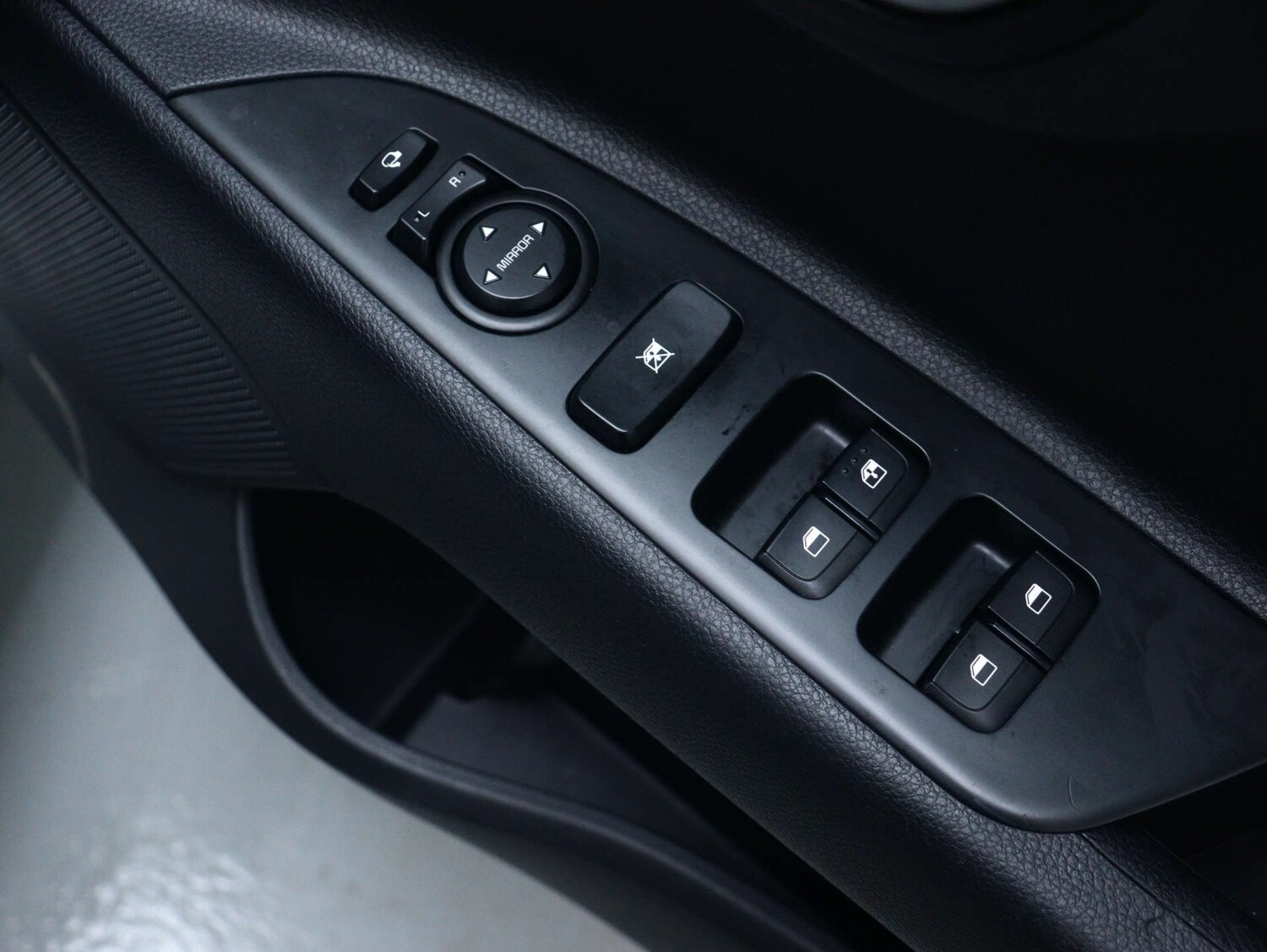 Used Kia Stonic 2021 for sale - 78176808: Photo 36